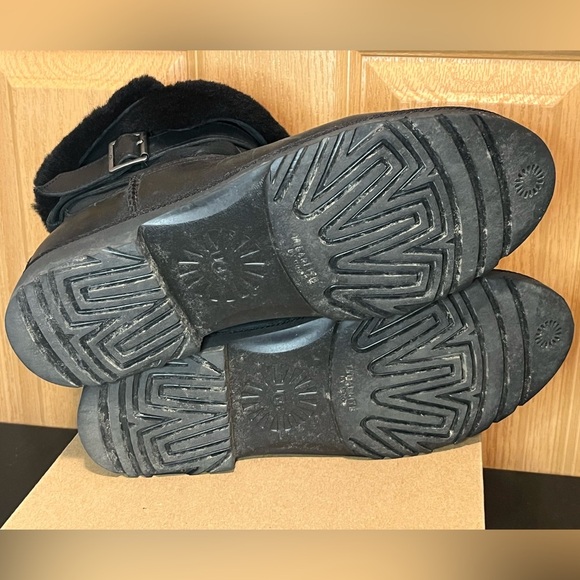 Ugg Women's Romely Buckle Boots - Picture 7 of 15